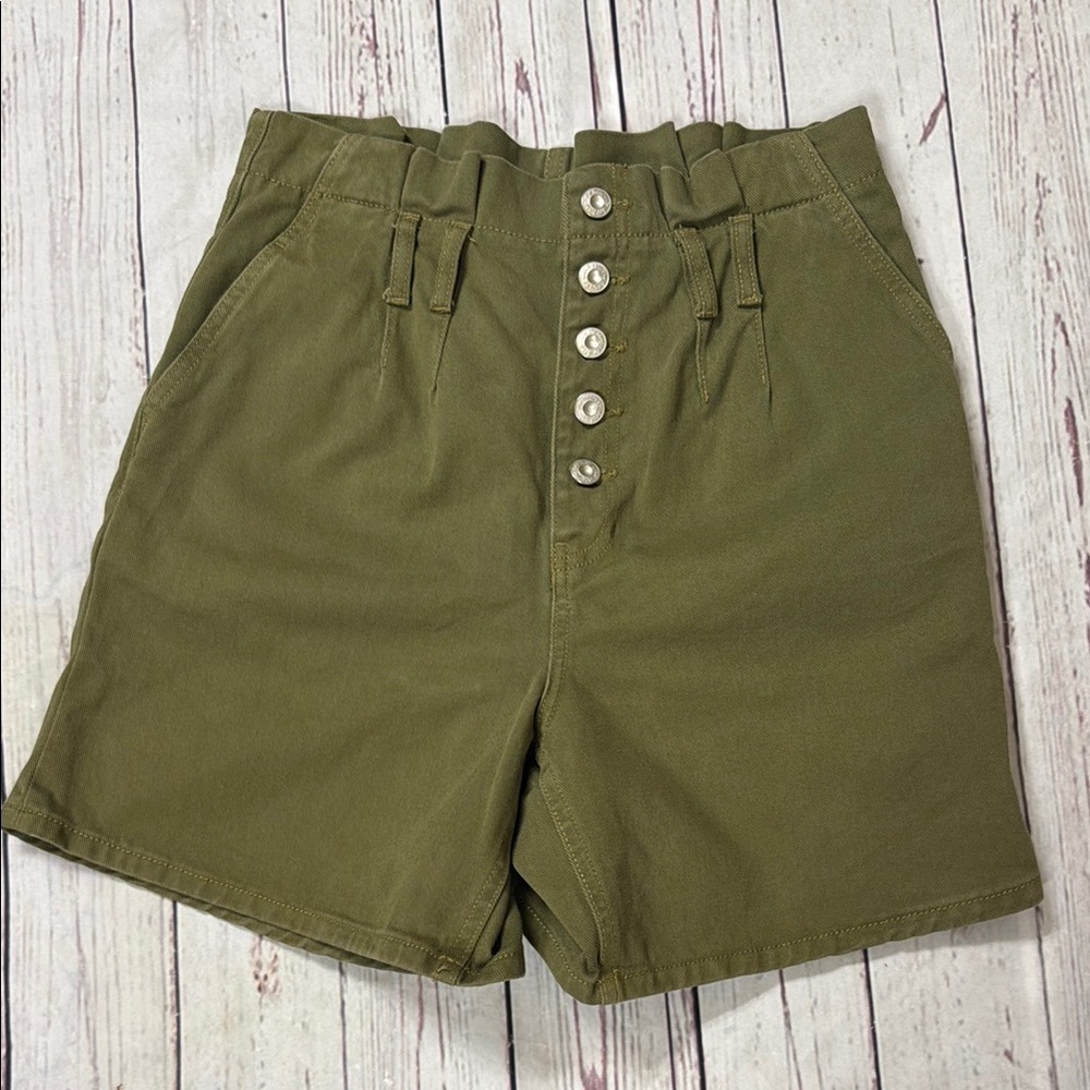 Free People Cindy Utility Short in Sage Size 2 **no belt**